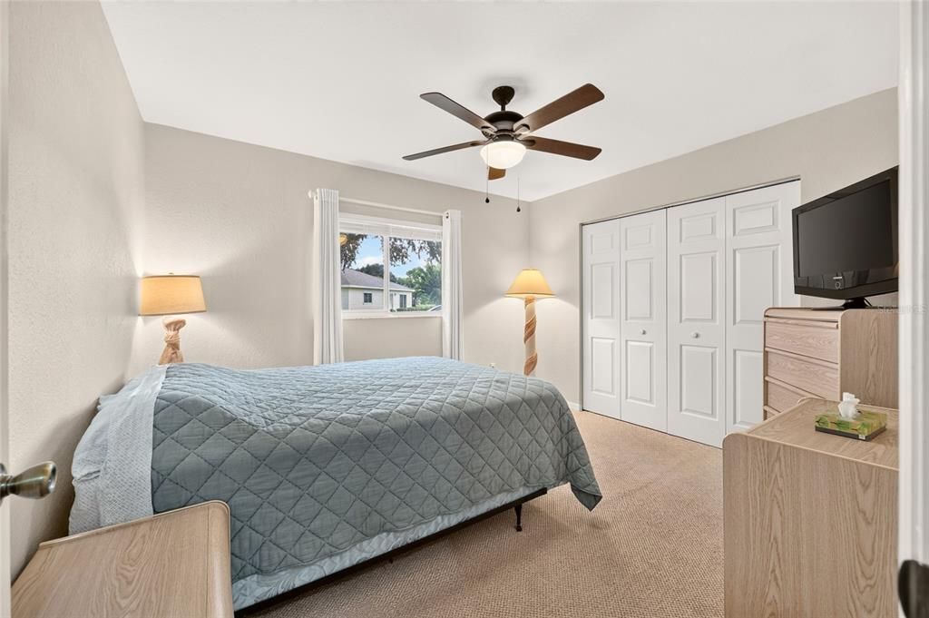 For Sale: $229,000 (2 beds, 2 baths, 1416 Square Feet)