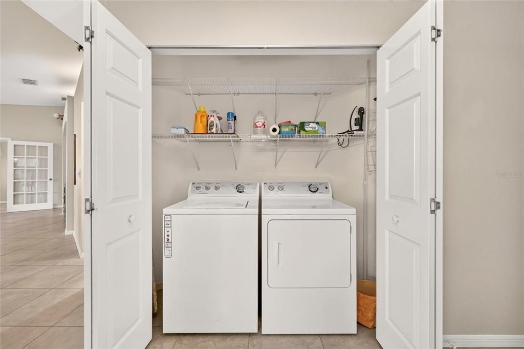 For Sale: $229,000 (2 beds, 2 baths, 1416 Square Feet)