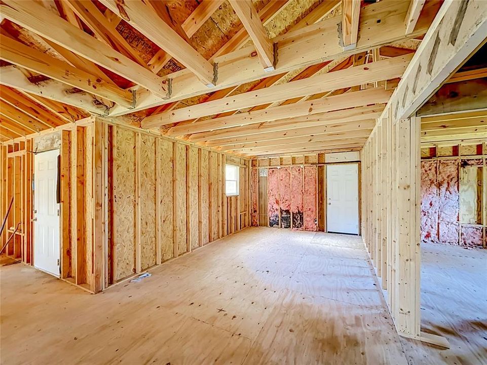 For Sale: $225,000 (3 beds, 2 baths, 1250 Square Feet)