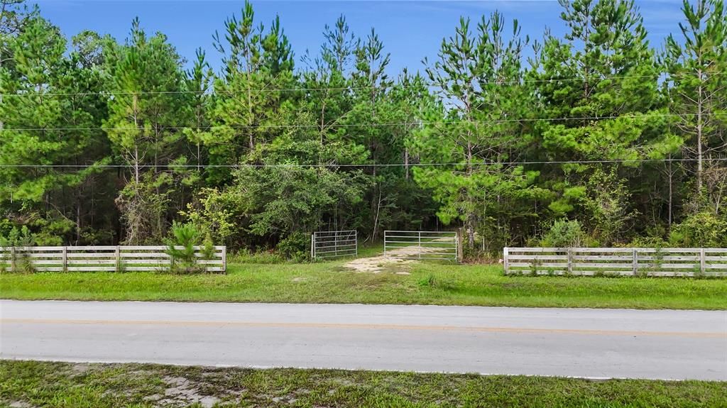 For Sale: $189,900 (10.46 acres)
