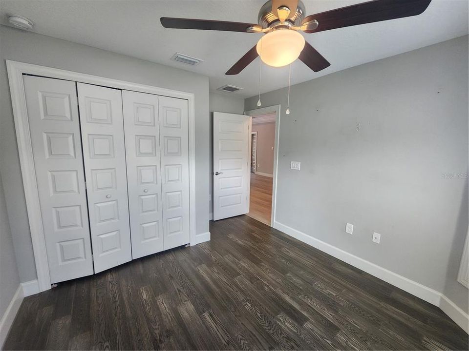 Active With Contract: $363,000 (3 beds, 2 baths, 1454 Square Feet)