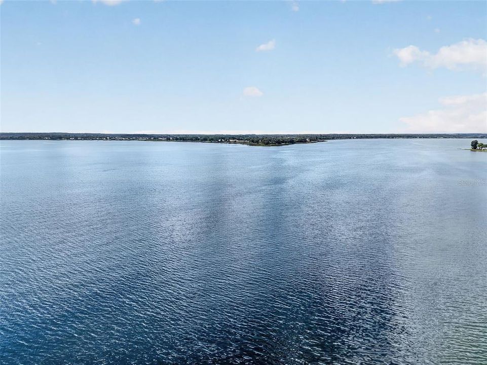 En Venta: $1,200,000 (4 camas, 3 baños, 3091 Pies cuadrados)