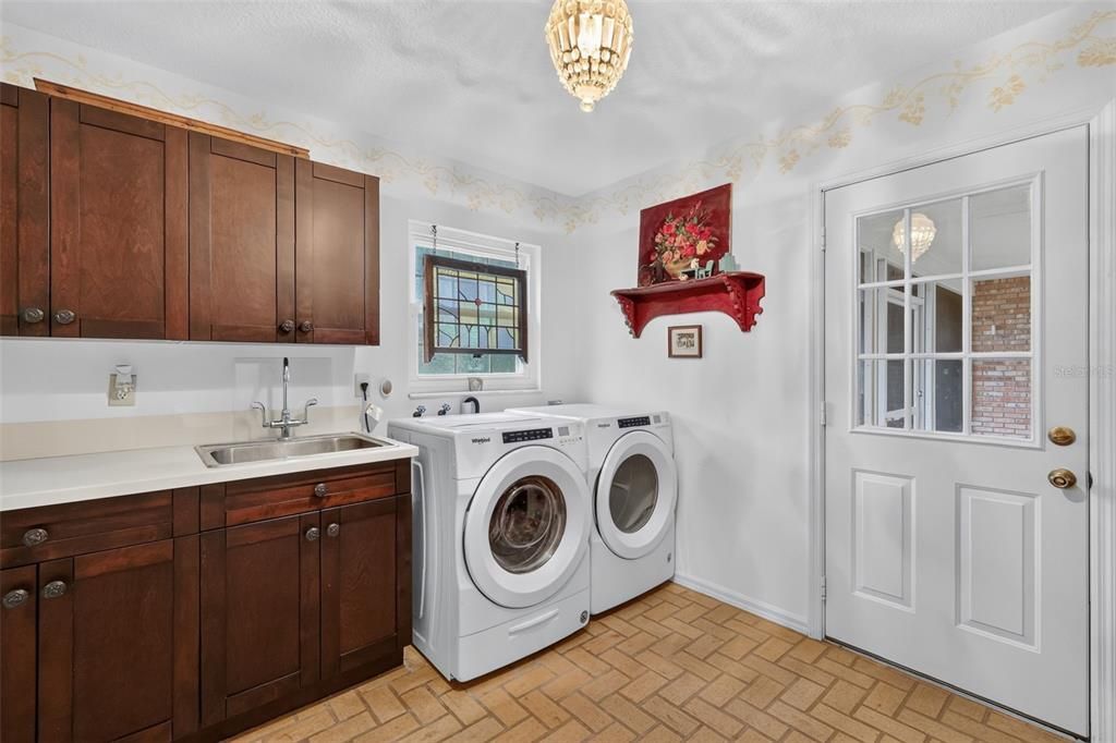 En Venta: $1,200,000 (4 camas, 3 baños, 3091 Pies cuadrados)