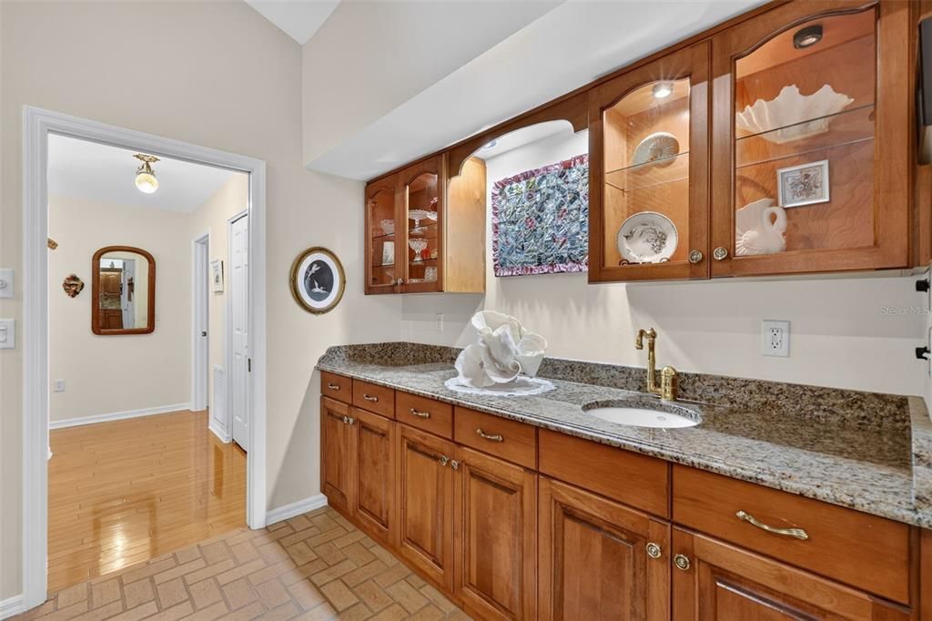 En Venta: $1,200,000 (4 camas, 3 baños, 3091 Pies cuadrados)
