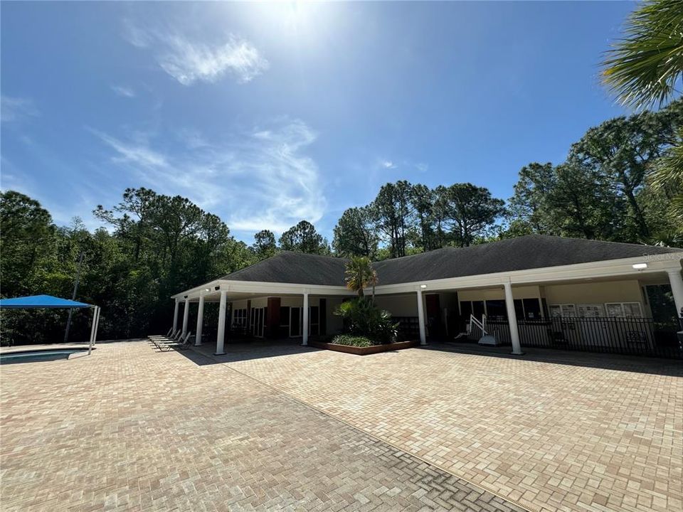 For Rent: $1,995 (2 beds, 1 baths, 1152 Square Feet)