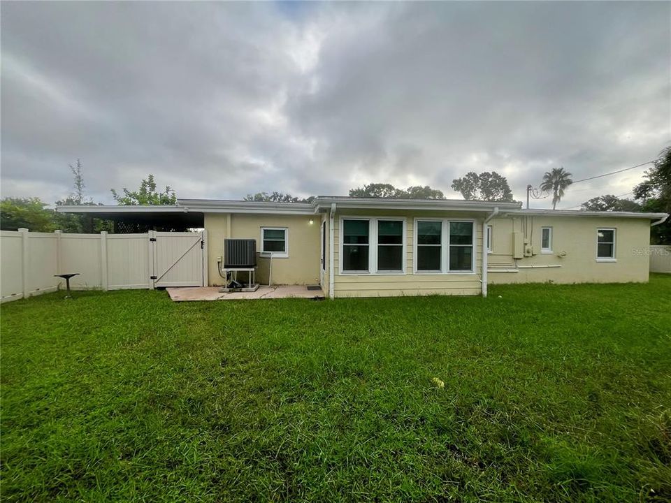 For Rent: $3,100 (3 beds, 2 baths, 1213 Square Feet)
