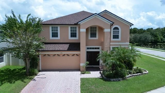 En Venta: $615,000 (4 camas, 2 baños, 2878 Pies cuadrados)
