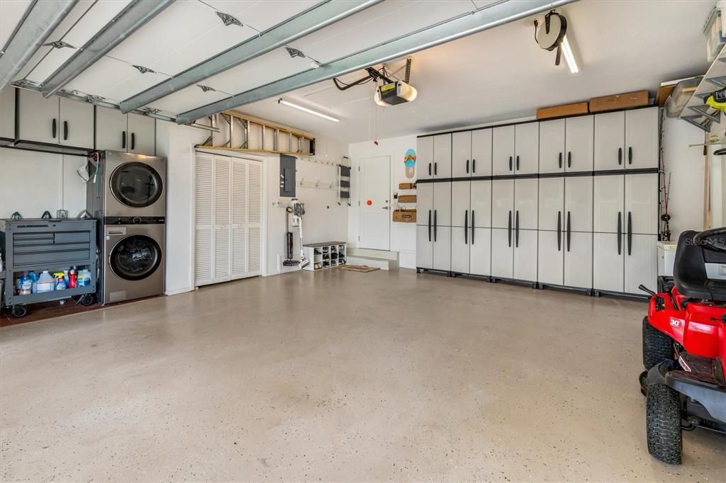 Activo con contrato: $568,500 (2 camas, 2 baños, 1721 Pies cuadrados)