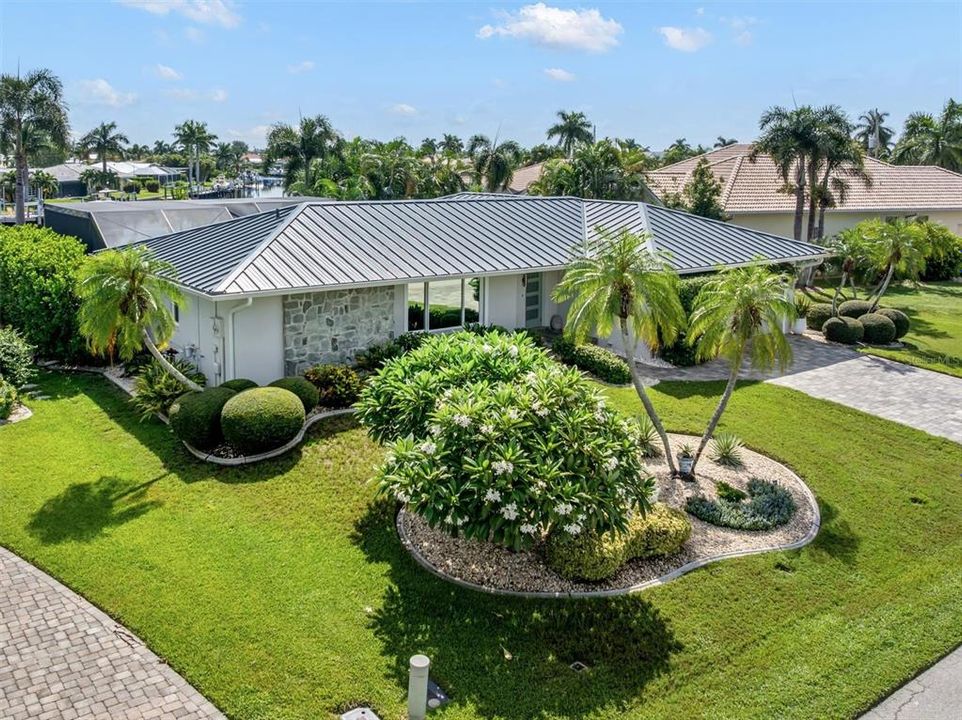Activo con contrato: $568,500 (2 camas, 2 baños, 1721 Pies cuadrados)