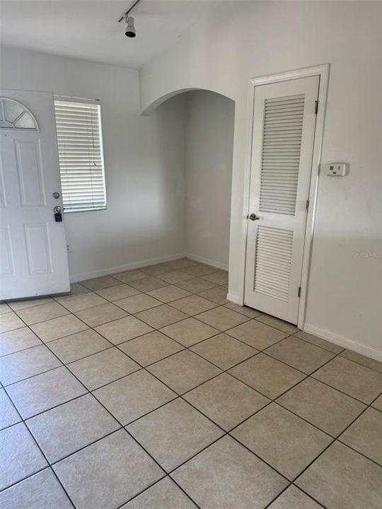 В аренду: $1,350 (2 спален, 2 ванн, 1008 Квадратных фут)