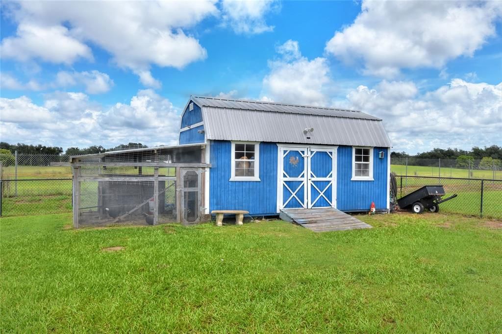 For Sale: $500,000 (4 beds, 2 baths, 2018 Square Feet)