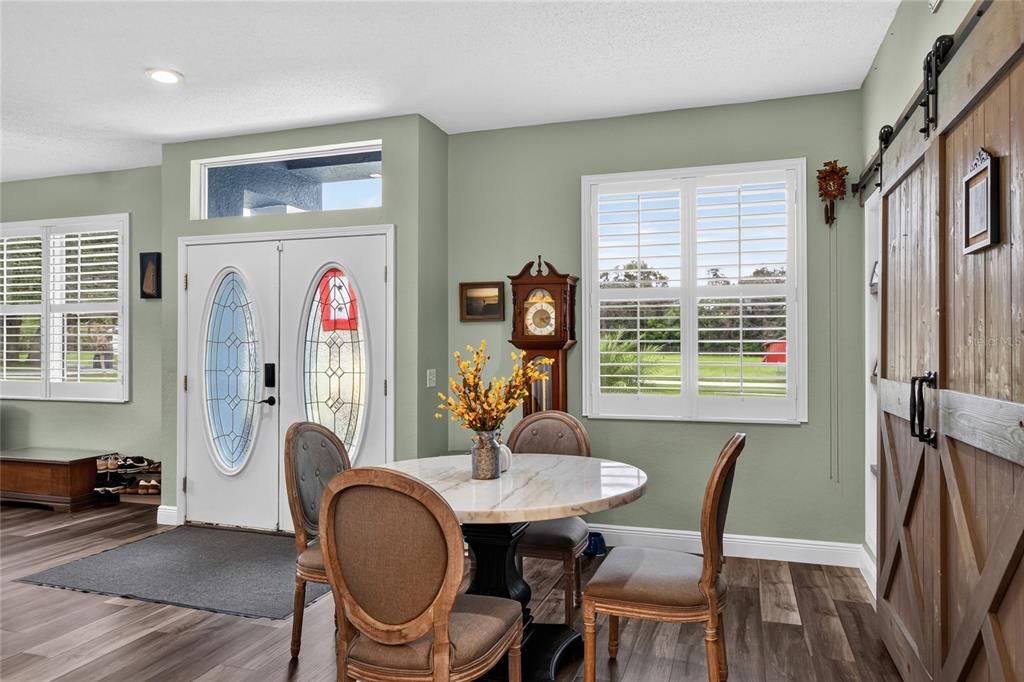 For Sale: $500,000 (4 beds, 2 baths, 2018 Square Feet)