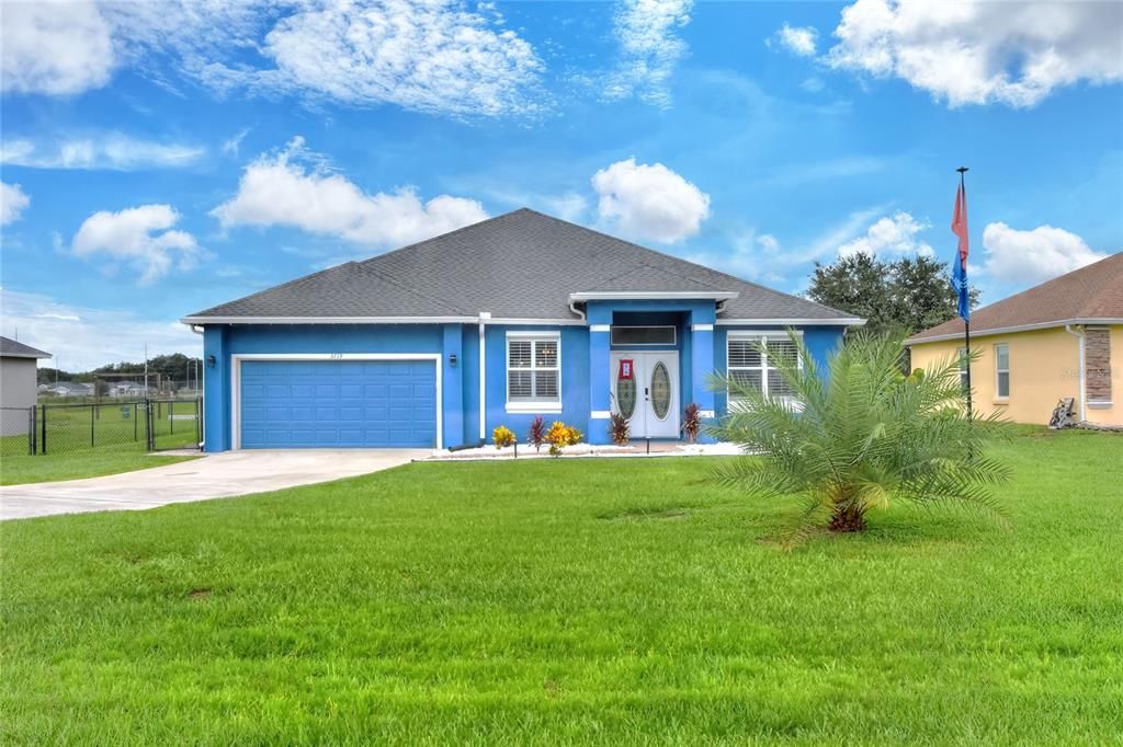 For Sale: $500,000 (4 beds, 2 baths, 2018 Square Feet)