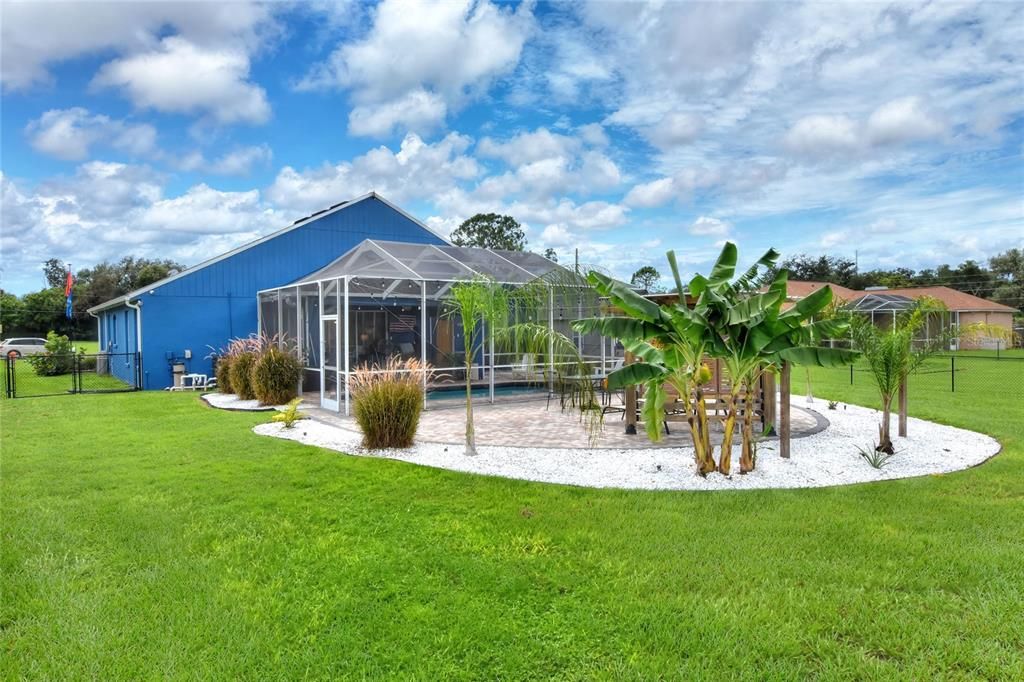 For Sale: $500,000 (4 beds, 2 baths, 2018 Square Feet)