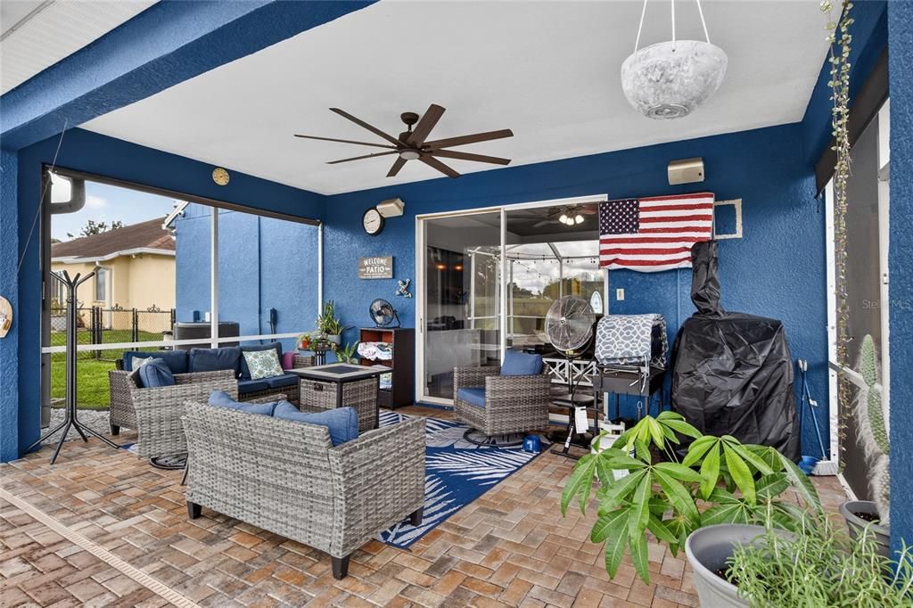 For Sale: $500,000 (4 beds, 2 baths, 2018 Square Feet)