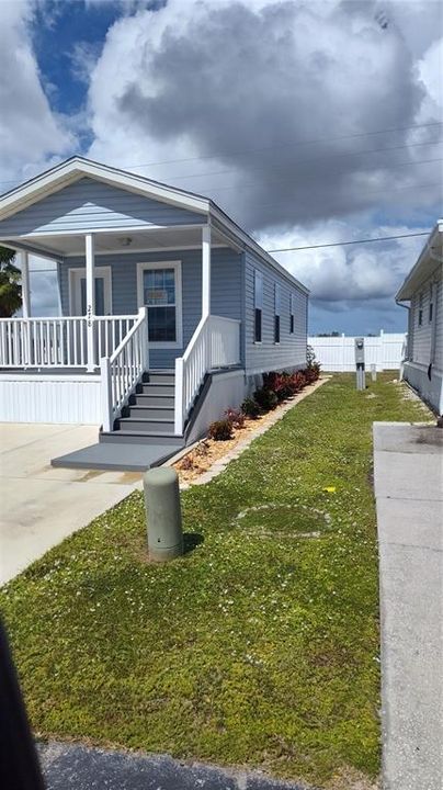 For Sale: $62,900 (1 beds, 1 baths, 467 Square Feet)