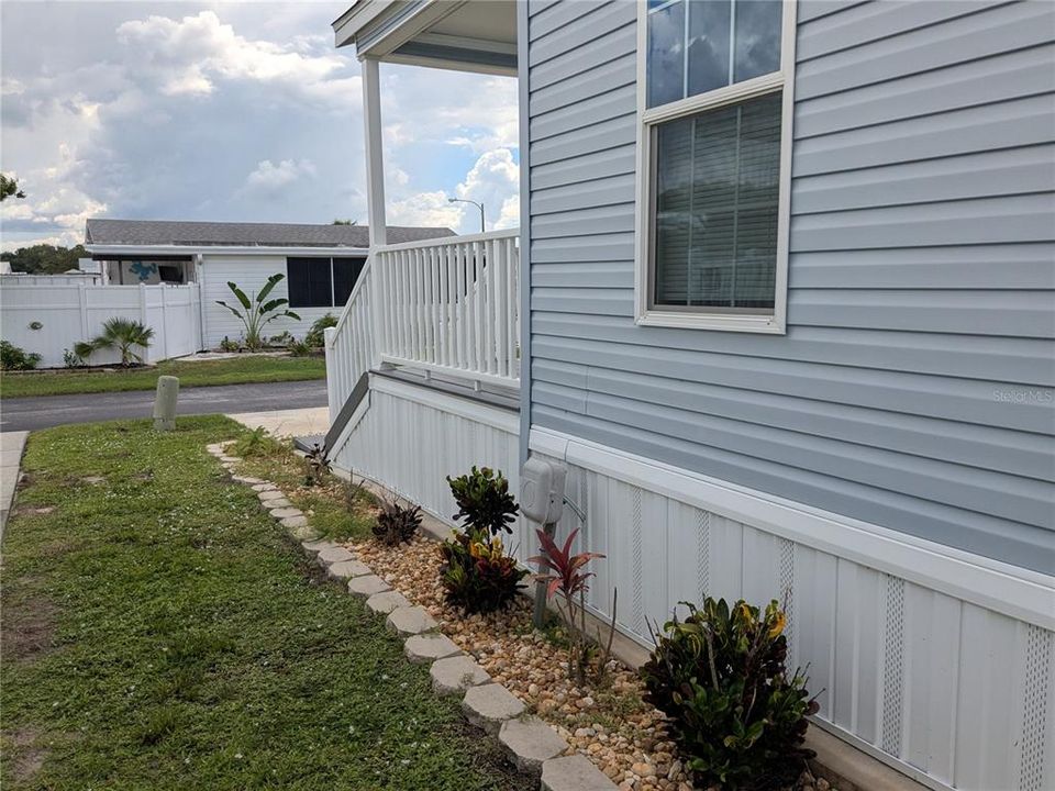 For Sale: $62,900 (1 beds, 1 baths, 467 Square Feet)