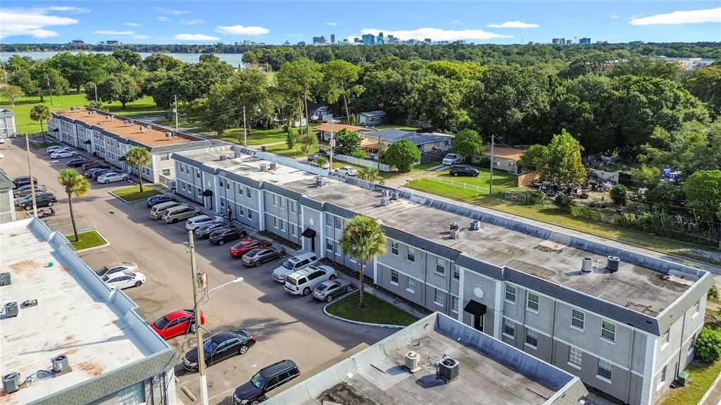 На продажу: $104,900 (2 спален, 1 ванн, 992 Квадратных фут)