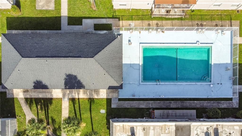 На продажу: $104,900 (2 спален, 1 ванн, 992 Квадратных фут)