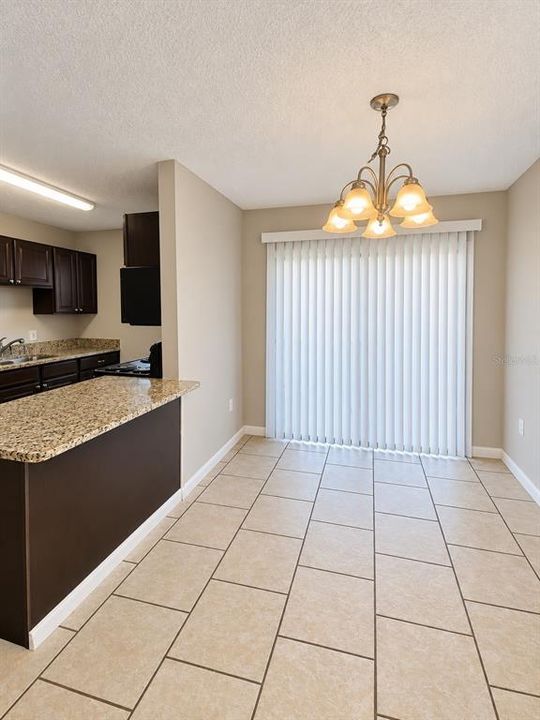 For Sale: $89,900 (2 beds, 1 baths, 992 Square Feet)