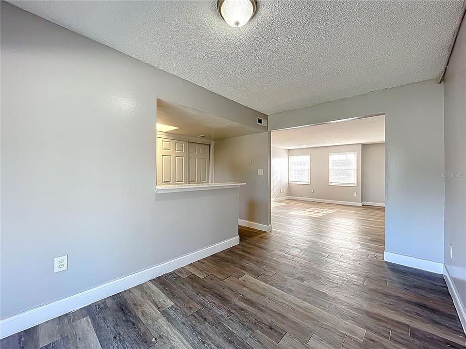 For Rent: $1,650 (3 beds, 2 baths, 1338 Square Feet)