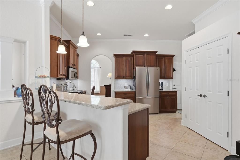 For Sale: $549,900 (4 beds, 3 baths, 2501 Square Feet)
