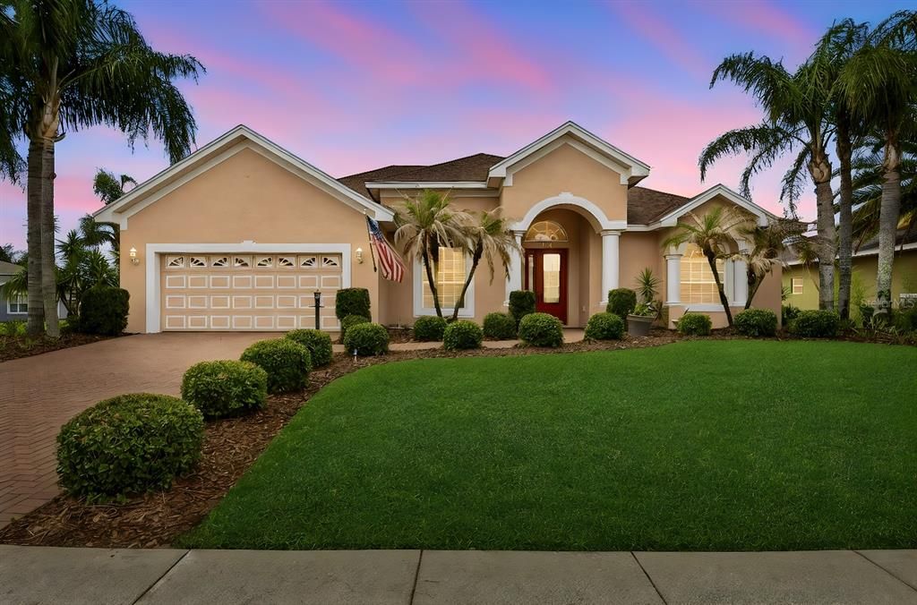 For Sale: $549,900 (4 beds, 3 baths, 2501 Square Feet)