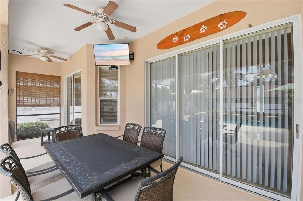For Sale: $549,900 (4 beds, 3 baths, 2501 Square Feet)