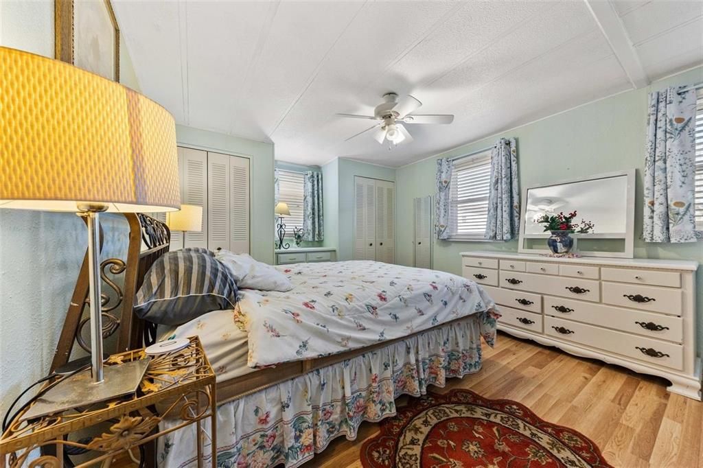 For Sale: $110,000 (2 beds, 2 baths, 1024 Square Feet)