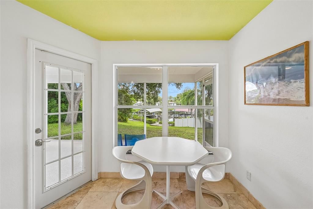 En Venta: $595,000 (3 camas, 2 baños, 1511 Pies cuadrados)
