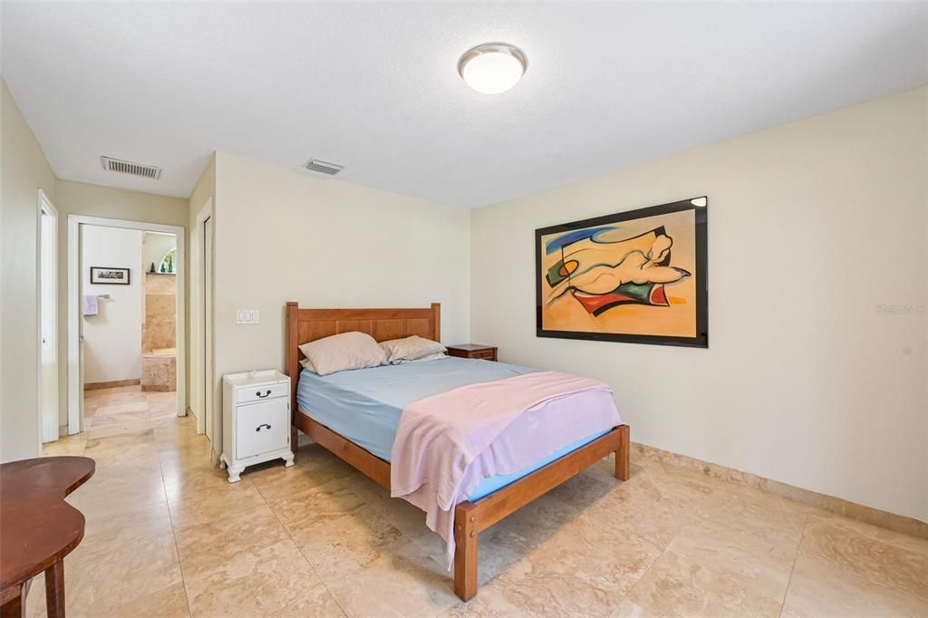 En Venta: $595,000 (3 camas, 2 baños, 1511 Pies cuadrados)