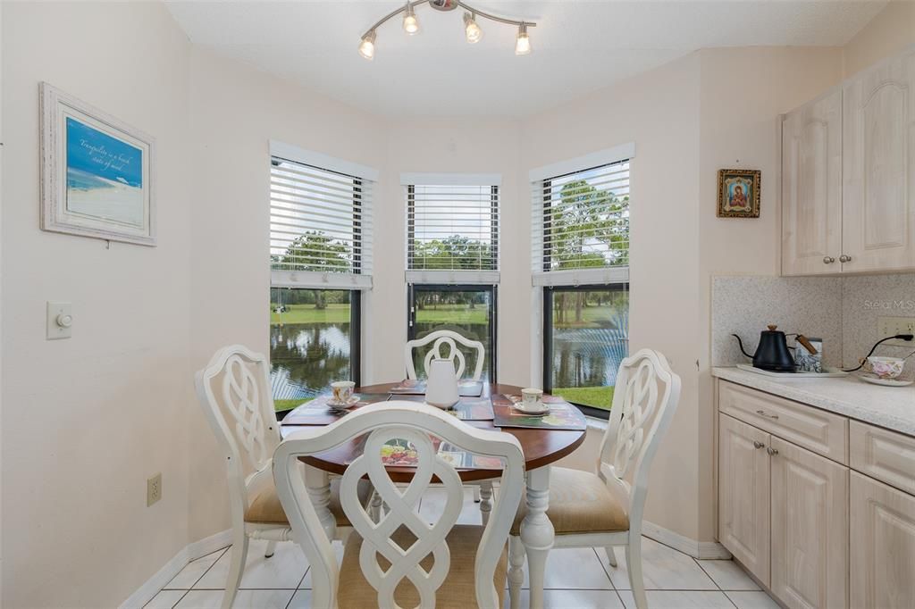 For Sale: $279,000 (2 beds, 2 baths, 1343 Square Feet)