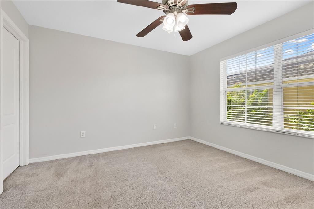 For Sale: $195,000 (3 beds, 2 baths, 1302 Square Feet)