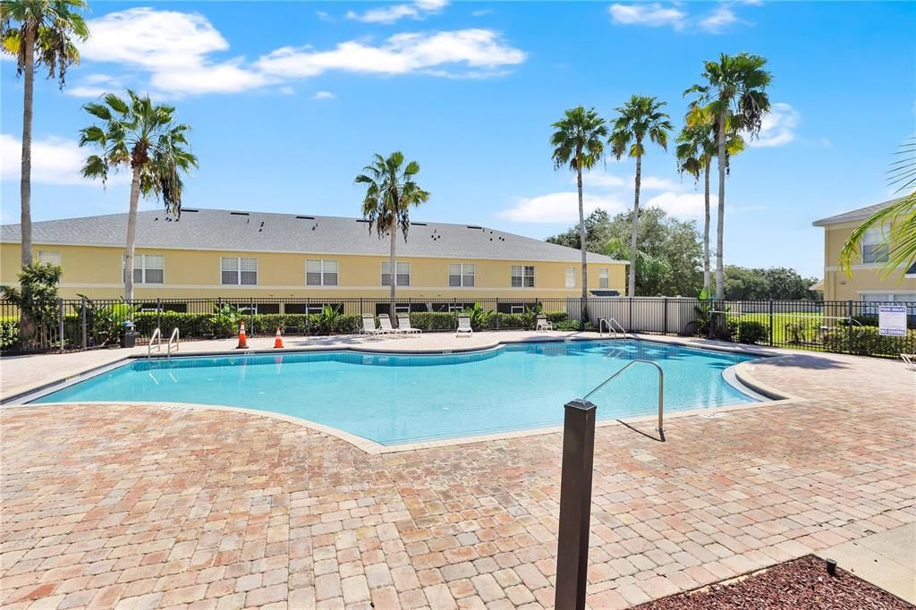 For Sale: $195,000 (3 beds, 2 baths, 1302 Square Feet)