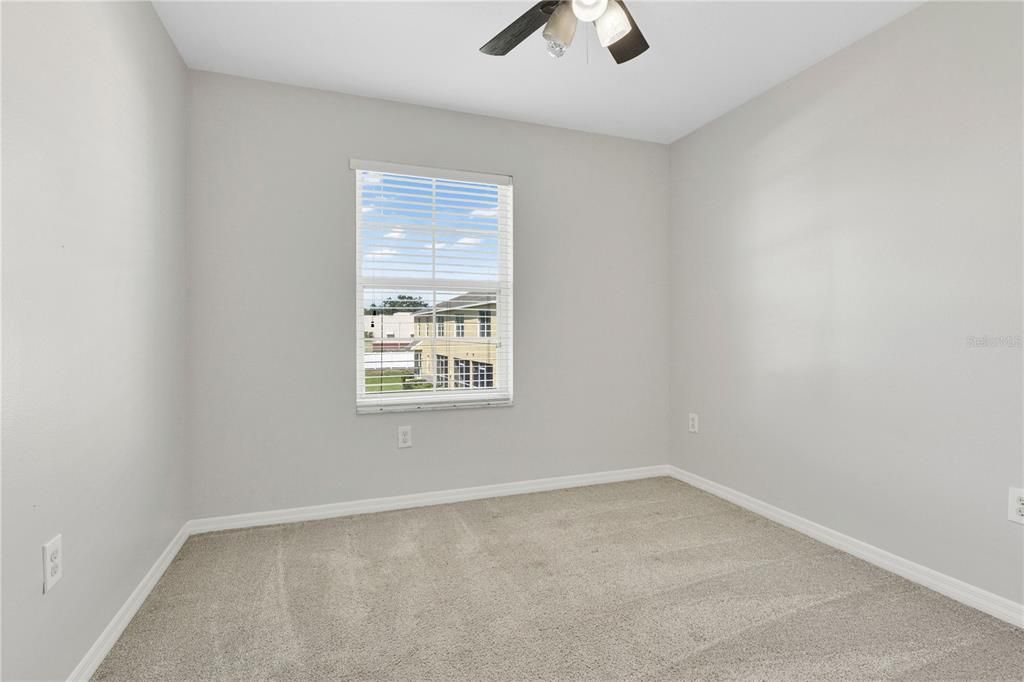 For Sale: $195,000 (3 beds, 2 baths, 1302 Square Feet)