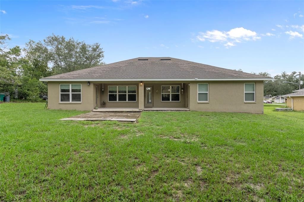 待售: $399,900 (4 贝兹, 2 浴室, 2160 平方英尺)