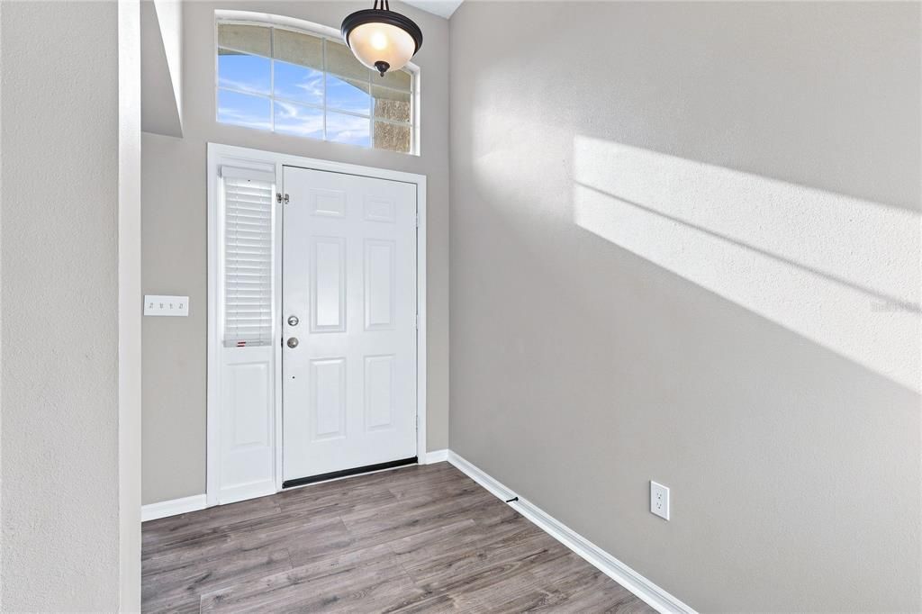 For Sale: $379,000 (3 beds, 2 baths, 1928 Square Feet)
