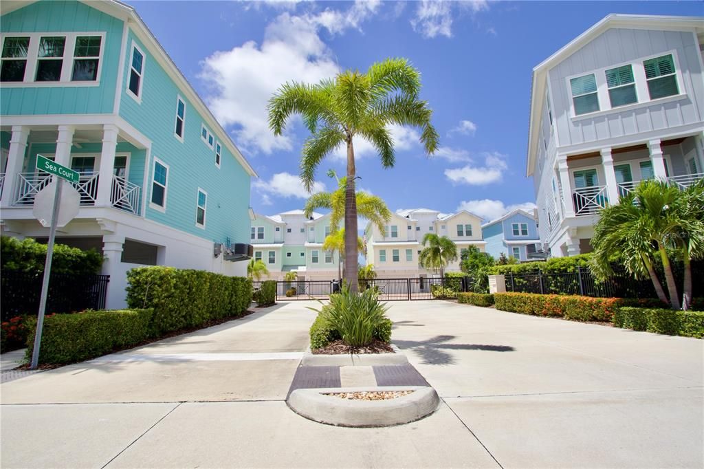 For Sale: $1,450,000 (3 beds, 3 baths, 2364 Square Feet)