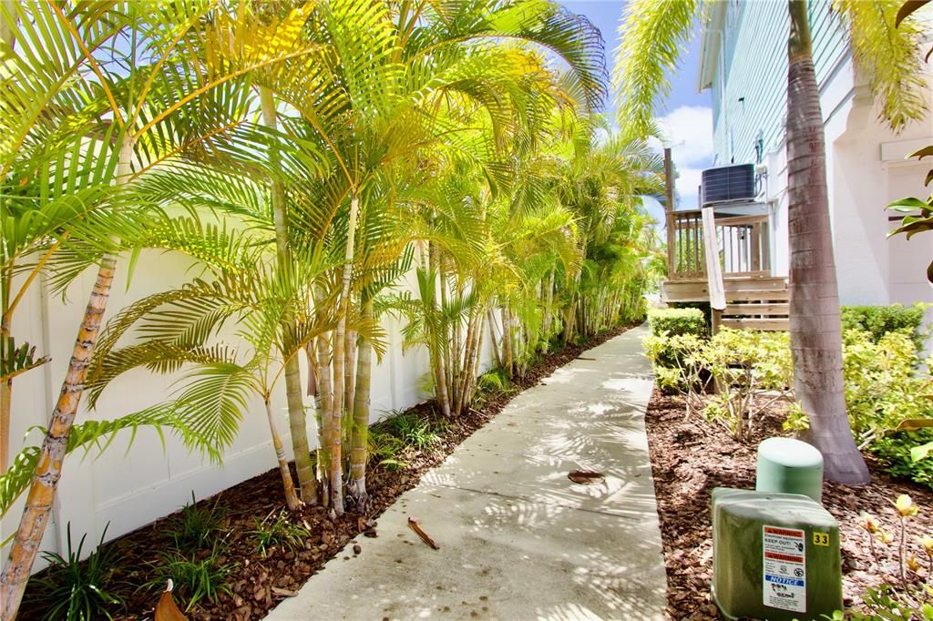 For Sale: $1,450,000 (3 beds, 3 baths, 2364 Square Feet)