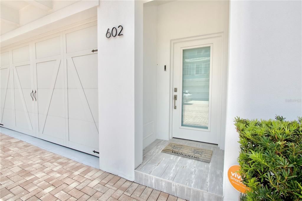 For Sale: $1,450,000 (3 beds, 3 baths, 2364 Square Feet)