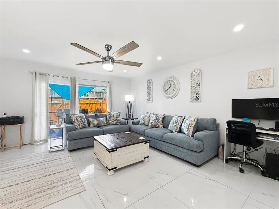 En Venta: $185,000 (2 camas, 1 baños, 1120 Pies cuadrados)