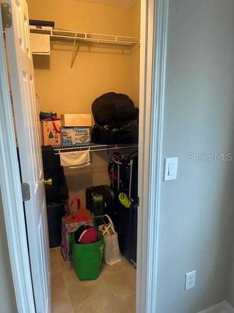 En Renta: $2,000 (3 camas, 3 baños, 1725 Pies cuadrados)