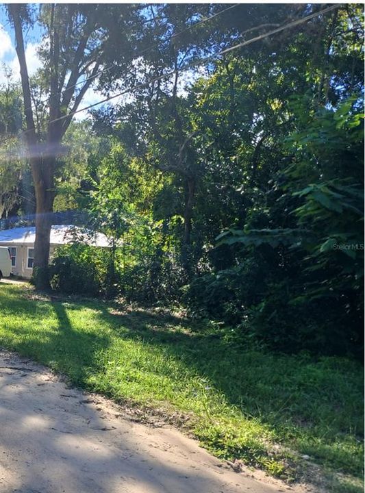 En Venta: $22,900 (0.17 acres)