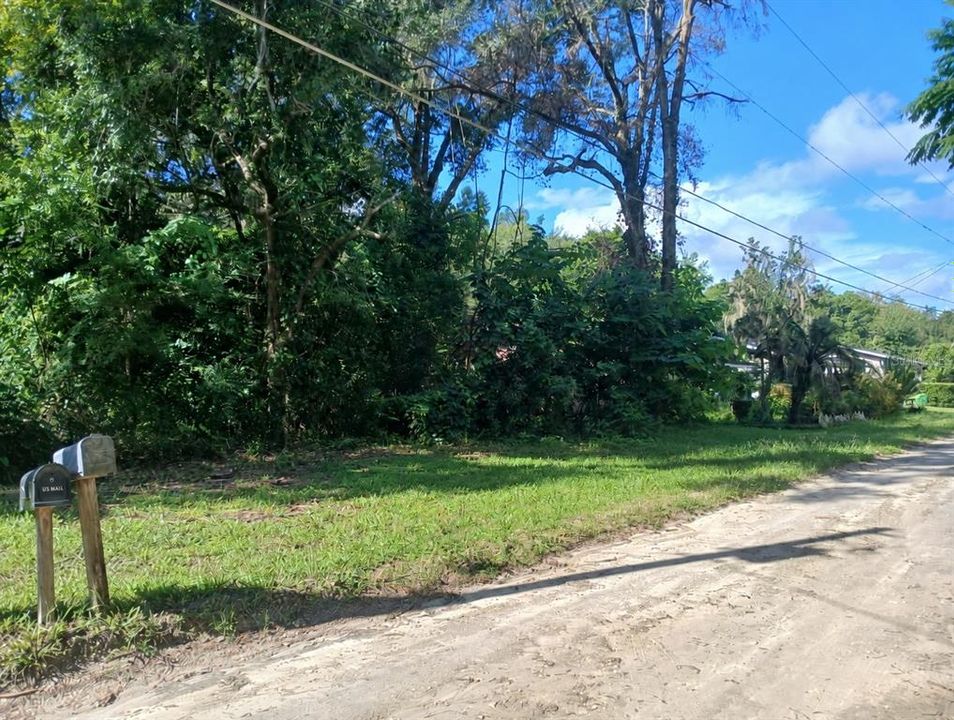 En Venta: $22,900 (0.17 acres)