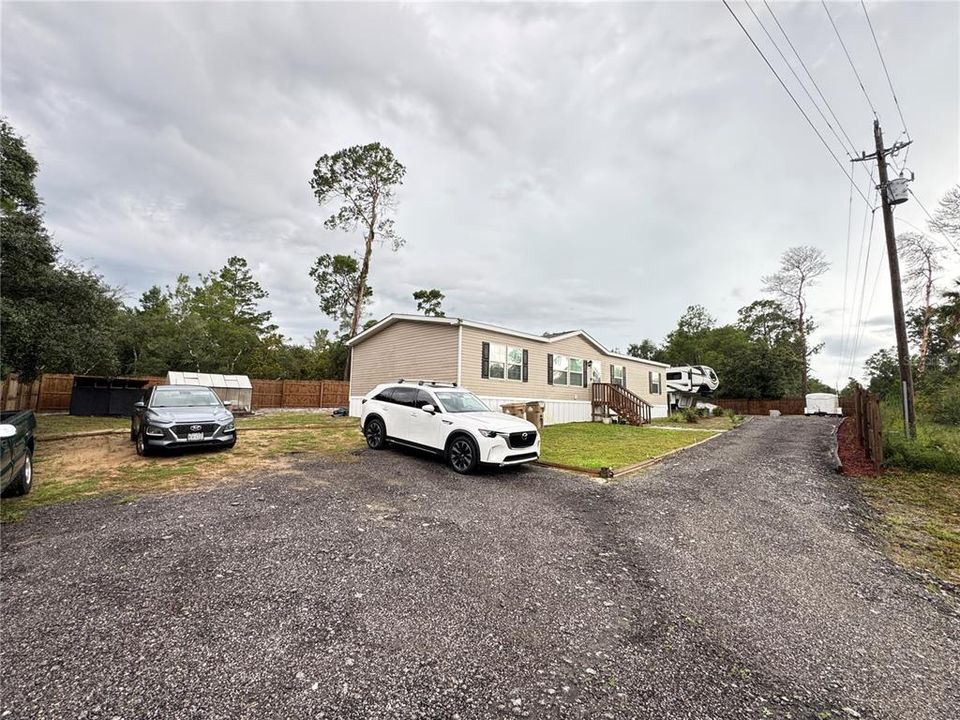 For Sale: $285,000 (4 beds, 2 baths, 1580 Square Feet)