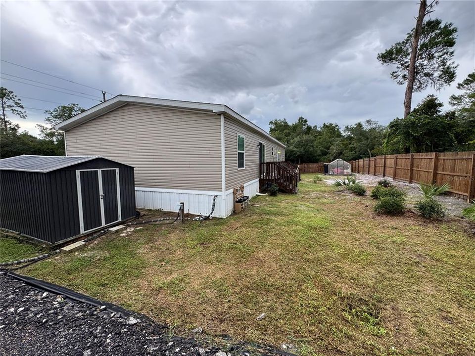 For Sale: $285,000 (4 beds, 2 baths, 1580 Square Feet)