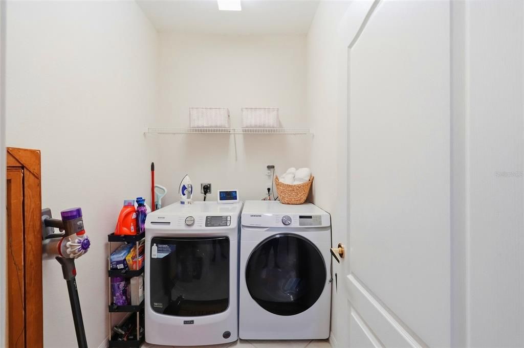 For Sale: $525,000 (4 beds, 2 baths, 2880 Square Feet)