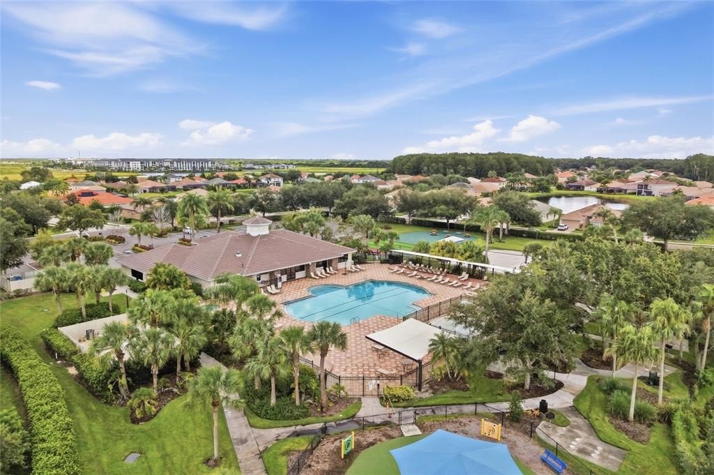 For Sale: $525,000 (4 beds, 2 baths, 2880 Square Feet)