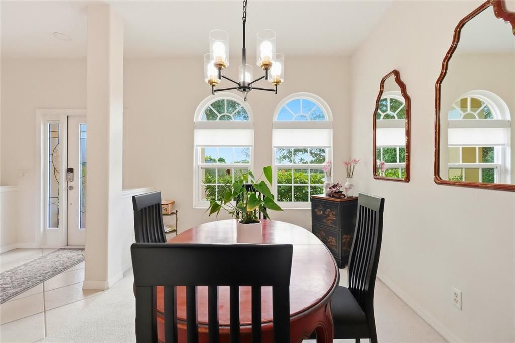 For Sale: $525,000 (4 beds, 2 baths, 2880 Square Feet)