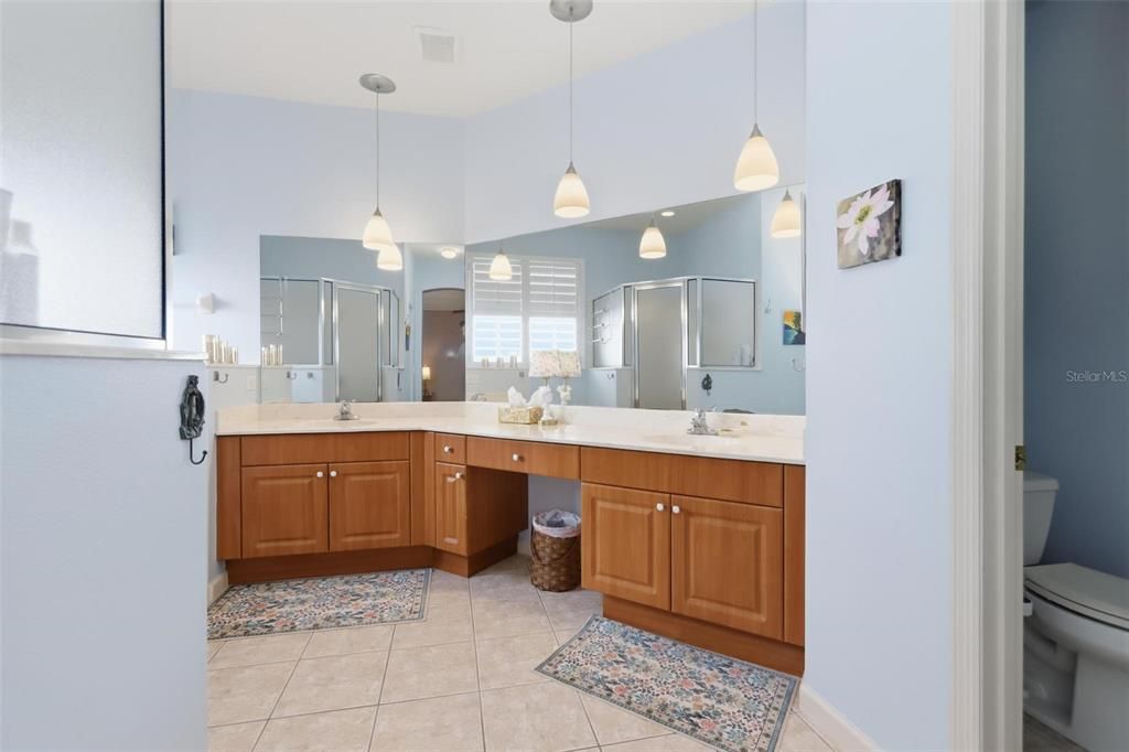 For Sale: $435,000 (3 beds, 2 baths, 2238 Square Feet)
